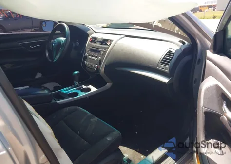 2015 Nissan Altima 2.5 S из США, поврежденный, VIN 1N4AL3AP7FN399158